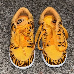 Nike Kids Orange Tiger Print Sneakers
